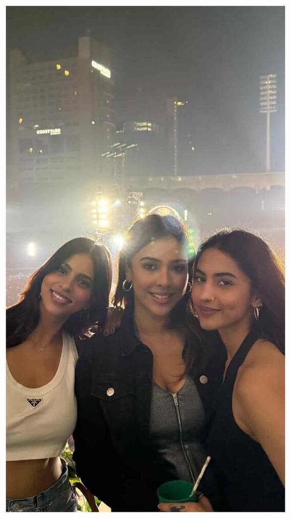 कोल्डप्ले के कॉन्सर्ट में भाई बन सुहाना-अबराम ने लूटी महफिल, नव्या भी साथ आईं नजर