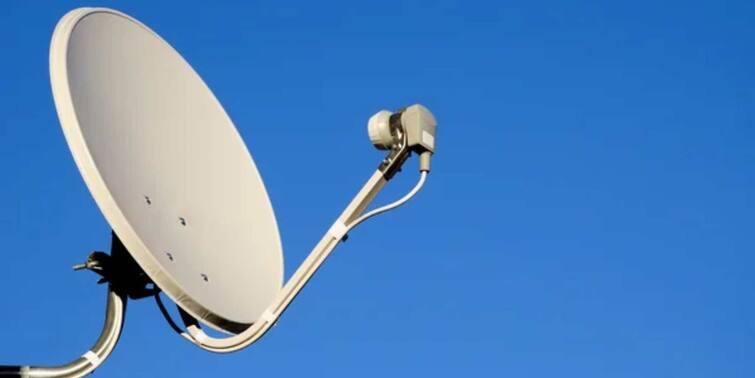 All this work happens very fast, due to which live TV and recorded content can be watched easily.