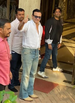 Saif Ali Khan: క్షేమంగా ఇంటికొచ్చిన సైఫ్... ఎటాక్, హాస్పిటల్ ట్రీట్మెంట్ తర్వాత ఫస్ట్ పబ్లిక్ అప్పియరెన్స్