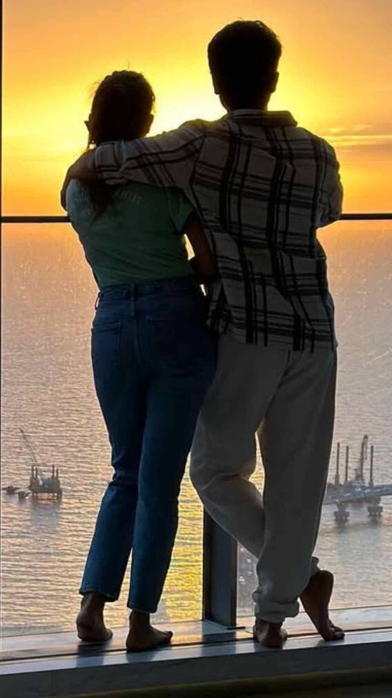 13 साल छोटी है इस एक्टर की पत्नी, 2 बच्चों के साथ जीते हैं हैप्पी लाइफ