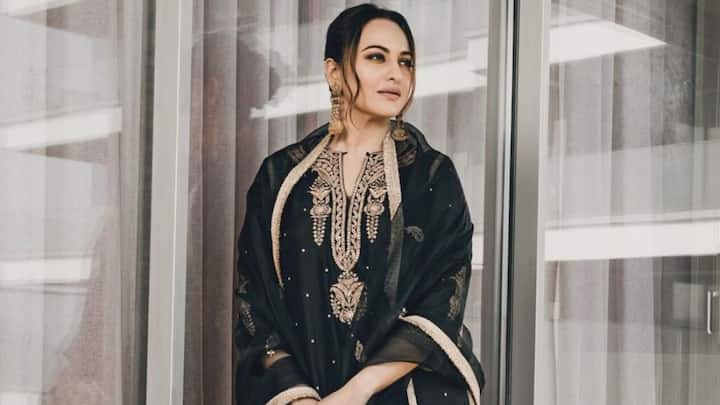 অভিনেত্রী সোনাক্ষী সিনহা চক্ষুদানে প্রতিশ্রুতিবদ্ধ। হরিয়ানার একটি সংস্থার কাছে অঙ্গীকারবদ্ধ তিনি।