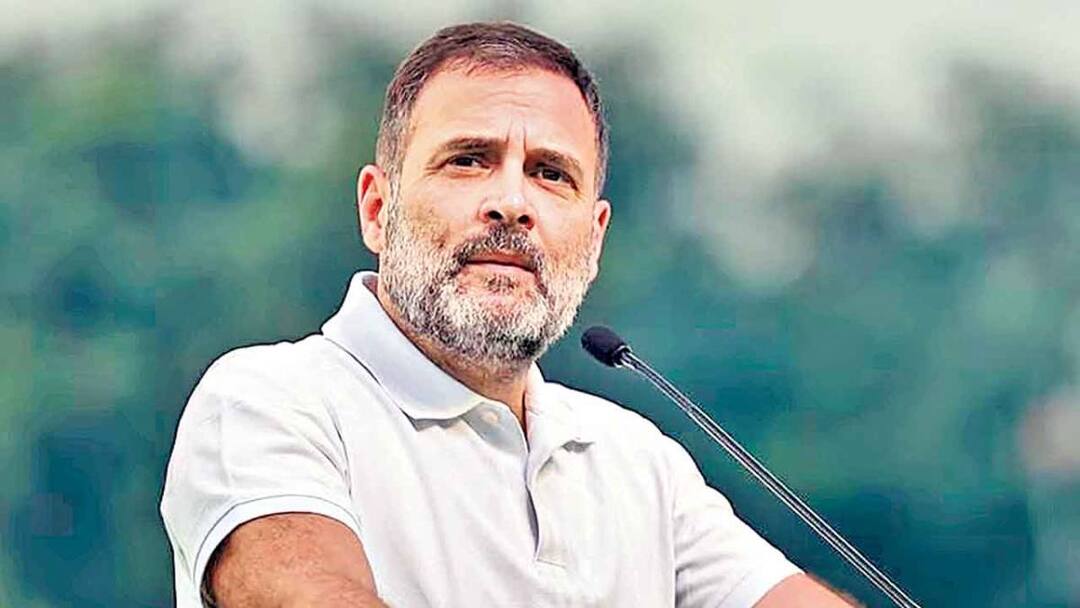 Rahul Gandhi : పేపర్ లీక్లతో యువత హక్కులను కాలరాస్తున్న కాషాయ పార్టీ - వీడియో షేర్ చేసిన రాహుల్ గాంధీ Rahul gandhi on bpsc paper leak weapon to snatch youth rights will issue raise in parliament Rahul Gandhi : పేపర్ లీక్లతో యువత హక్కులను కాలరాస్తున్న కాషాయ పార్టీ - వీడియో షేర్ చేసిన రాహుల్ గాంధీ