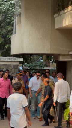 Exclusive: अस्पताल से डिस्चार्ज हुए सैफ अली खान की पहली तस्वीरें, भारी सिक्योरिटी के बीच पहुंचे घर