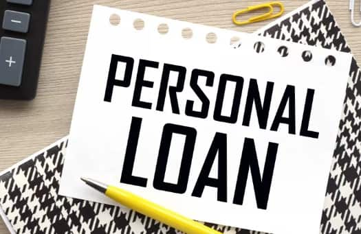 જીવનમાં ક્યારે પૈસાની જરુર પડશે તેની કોઈને ખબર નથી. ઘણી વખત મેડિકલ ઈમરજન્સી કે લગ્નના કારણે લોકોને અચાનક પૈસાની જરૂર પડે છે. આવી સ્થિતિમાં, તમારી જરૂરિયાતો પૂરી કરવા માટે બેંકમાંથી લોન લેવી શ્રેષ્ઠ વિકલ્પ છે. કાર લોન, હોમ લોન, એજ્યુકેશન લોન વગેરે જેવી લોકોની જરૂરિયાતો પૂરી કરવા માટે બેંક દ્વારા ઘણા પ્રકારની લોન આપવામાં આવે છે.
