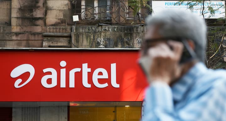 Airtel SIM users will also get discount even if they don't recharge for 90 days. After that you get a grace period of 15 days. If the number is not recharged, the number will be closed and allotted to someone else. So, you have to recharge before that.