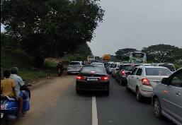 5. Chennai: The city which is quite popular for industrial base and cultural heritage occupy 31 rank in the world and 236 position in the congestion world rank with average travel time of 30 minutes and 20 seconds per 10 kilometers. (Source: X/@_d_writes_)