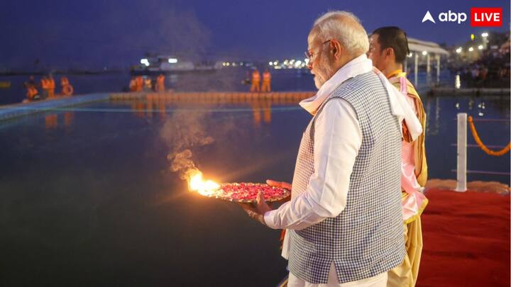 पीएम मोदी का इस दिन कुंभ स्नान के लिए आना बहुत ही खास है क्योंकि ये तिथि धार्मिक दृष्टि से बहुत ही अहम मानी जाती है. मोदी जी ने अपनी यात्रा के लिए इस दिन को चुना है जो कि उनके धार्मिक आस्था और कुंभ मेले के प्रति सम्मान को दर्शाता है.