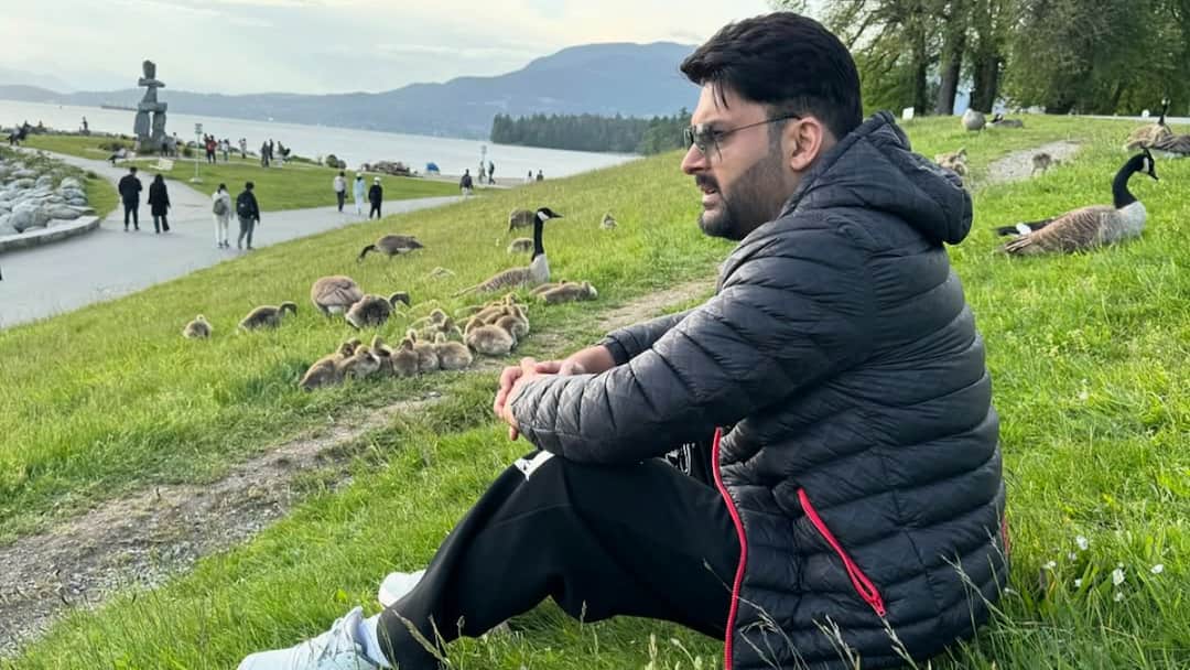 Kapil Sharma: ਕਾਮੇਡੀਅਨ ਕਪਿਲ ਸ਼ਰਮਾ ਪਿਤਾ ਦੀ ਮੌਤ ਲਈ ਮੰਗਦੇ ਸੀ ਦੁਆਵਾਂ? ਇਸ ਖੁਲਾਸੇ ਤੋਂ ਬਾਅਦ ਮੱਚੀ ਤਰਥੱਲੀ; ਹੈਰਾਨ ਕਰ ਦਏਗੀ ਵਜ੍ਹਾ... Father's Day 2025 Why Kapil-sharma-PRAYED for his father's DEATH know about shocking reason details inside Kapil Sharma: ਕਾਮੇਡੀਅਨ ਕਪਿਲ ਸ਼ਰਮਾ ਪਿਤਾ ਦੀ ਮੌਤ ਲਈ ਮੰਗਦੇ ਸੀ ਦੁਆਵਾਂ? ਇਸ ਖੁਲਾਸੇ ਤੋਂ ਬਾਅਦ ਮੱਚੀ ਤਰਥੱਲੀ; ਹੈਰਾਨ ਕਰ ਦਏਗੀ ਵਜ੍ਹਾ...