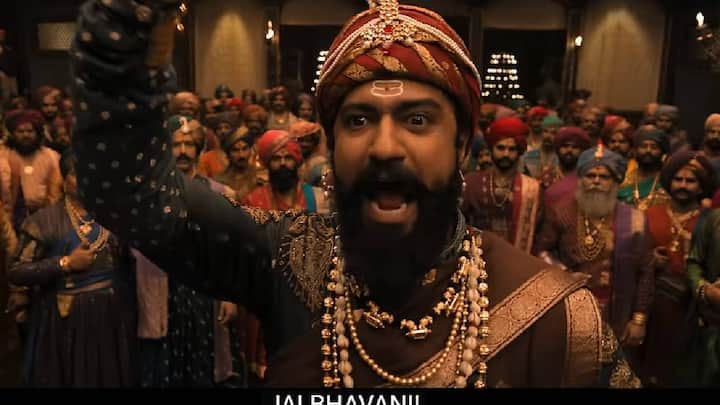 छावा चित्रपटात अभिनेत्री दिव्या दत्ताने राजमाता जिजाऊंची भूमिका साकारली आहे. तर, औरंगजेबाच्या भूमिकेत अक्षय खन्नाचा लूक प्रेक्षकांना खिळवून ठेवतो.