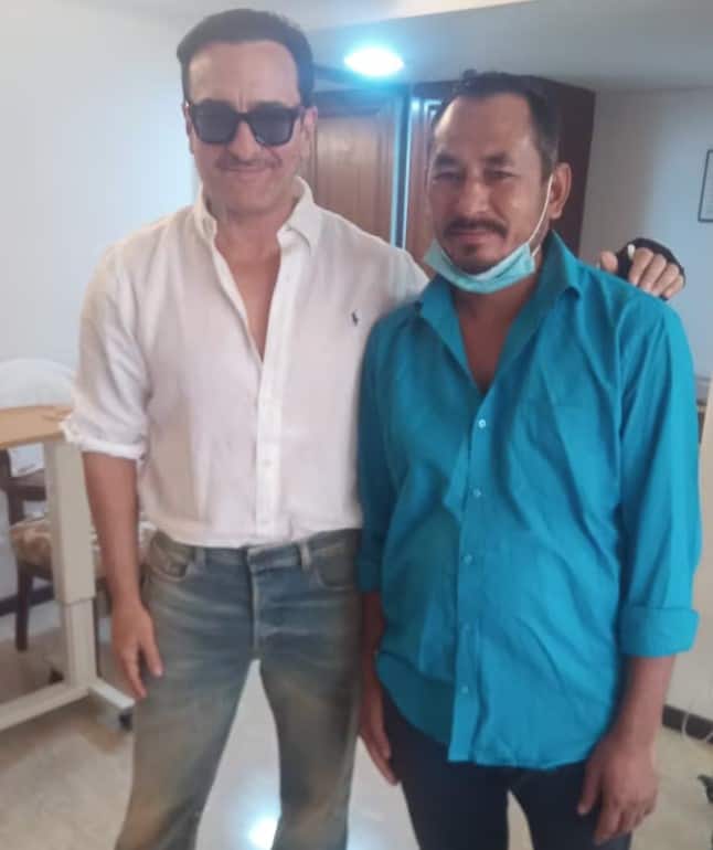 Saif Ali Khan News: ਹਸਪਤਾਲ ਪਹੁੰਚਾਉਣ ਵਾਲੇ ਡਰਾਈਵਰ ਨੂੰ ਮਿਲੇ ਸੈਫ ਅਲੀ ਖਾਨ, ਕੀਤਾ ਧੰਨਵਾਦ ਤੇ ਲਗਾਇਆ ਗਲੇ, ਤਸਵੀਰਾਂ ਵਾਇਰਲ