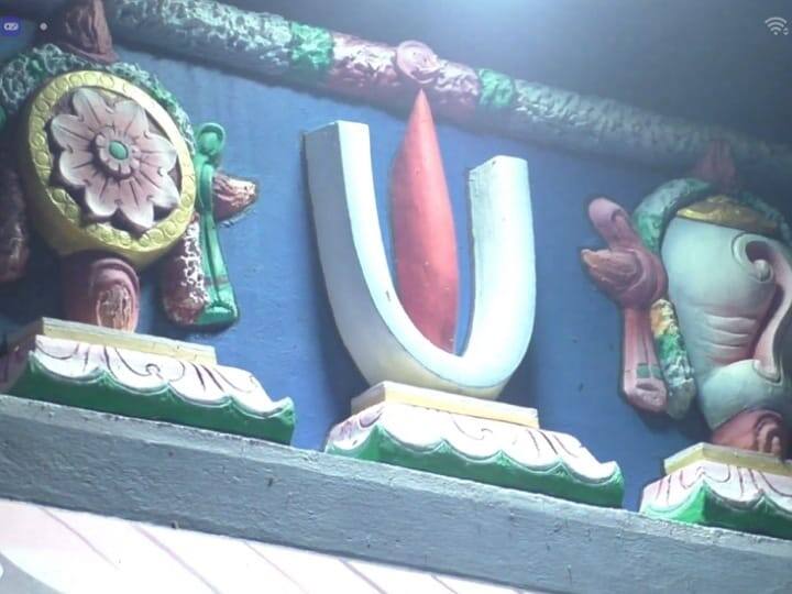 கரூர் ரெங்கநாத சுவாமி ஆலயத்தில் 9ஆம் நாள் நிகழ்ச்சியில் ஆண்டாள் திருக்கோலத்தில் திருவீதி உலா