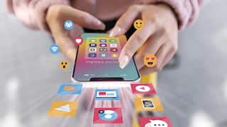 Smartphone यूजर्स सावधान! इन Apps को भूलकर भी न करें डाउनलोड, नहीं तो खाली हो सकता है बैंक अकाउंट