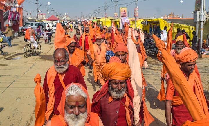 सभी तीर्थों की श्रेष्ठता की तुलना में एक पलड़े पर प्रयागराज को रखा गया और दूसरे पलड़े समस्त तीर्थ स्थानों को रखा गया. जिसके परिणामस्वरूप, प्रयागराज का पलड़ा भारी रहा.