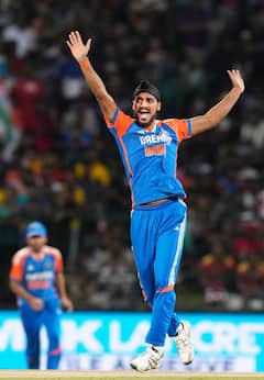 Photos: अर्शदीप सिंह 5 विकेट लेते ही पूरा कर देंगे 'शतक', भारत के लिए टी20 में ऐसा करने वाले बनेंगे पहले गेंदबाज