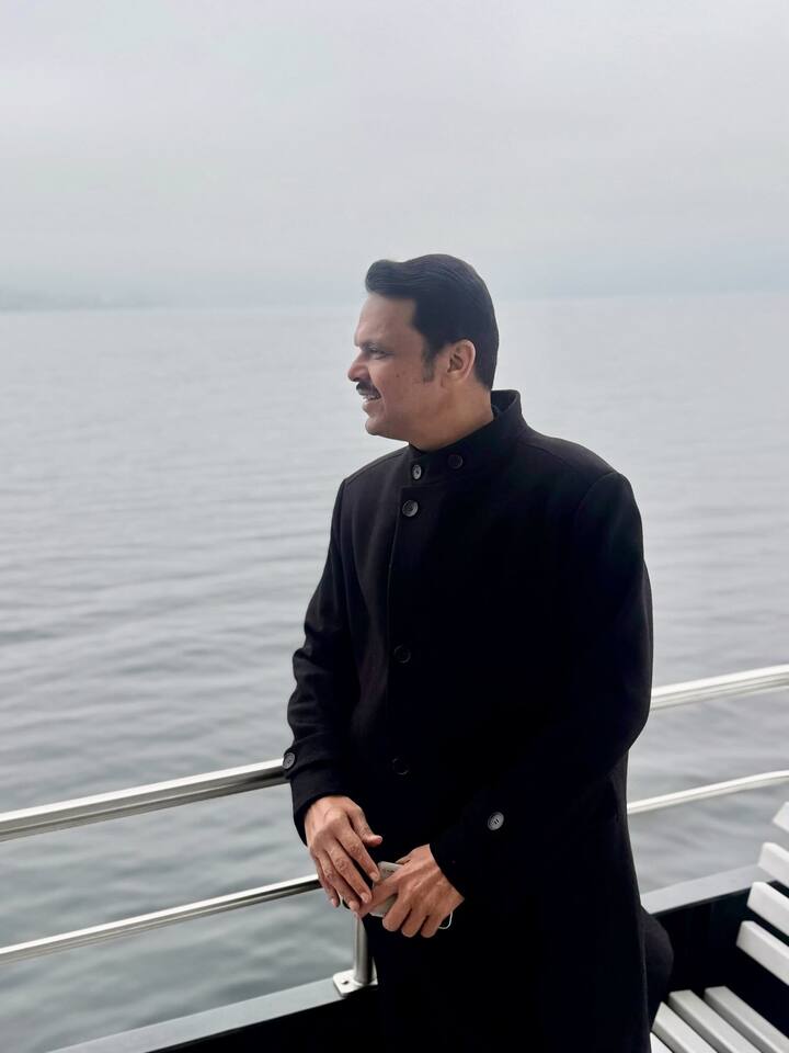 हिमाच्छादित पर्वत, स्वच्छ हवा, आणि शांततामय वातावरण ही दावोसची वैशिष्ट आहे.