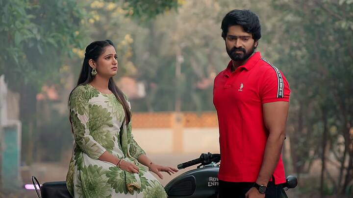 సంజయ్ ని కలుస్తుంది సంధ్య. తెలికుండా అక్కకి శత్రువు అయిపోతున్నా అని బాధపడుతుంది. మీ అక్కలా నువ్వు మా ఫ్యామిలీలో చిచ్చుపెడతావా అని మళ్లీ డ్రామా స్టార్ట్ చేస్తాడు. మీ అక్క గెలవకుండా చేయాలి అంటాడు.