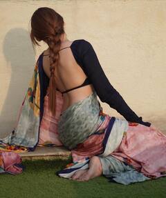 बैकलेस ब्लाउज, साड़ी का पल्लू उतार माहिरा शर्मा ने छत पर दिए पोज, फैंस बोले- 'अतिसुंदर'