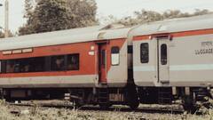 महाकुंभ के लिए नहीं मिल रही है ट्रेन की कंफर्म टिकट? ये ट्रिक्स आएंगी आपके काम