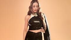 Malaika Arora : बॉलिवूडची स्लीमगर्ल मलायका अरोराचा ग्लॅम लूक; पाहा साडीतले फोटो!