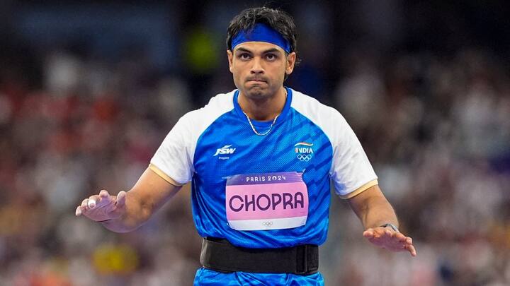 भारत के स्टार एथलीट नीरज चोपड़ा ने हाल ही में शादी की. उन्होंने टेनिस खिलाड़ी हिमानी मोर को जीवन साथी बनाया है. हिमानी और नीरज की शादी काफी चर्चा में रही. नीरज ने चुपचाप तरीके से शादी कर ली. उनकी शादी को लेकर एक बड़ा दावा किया जा रहा है.