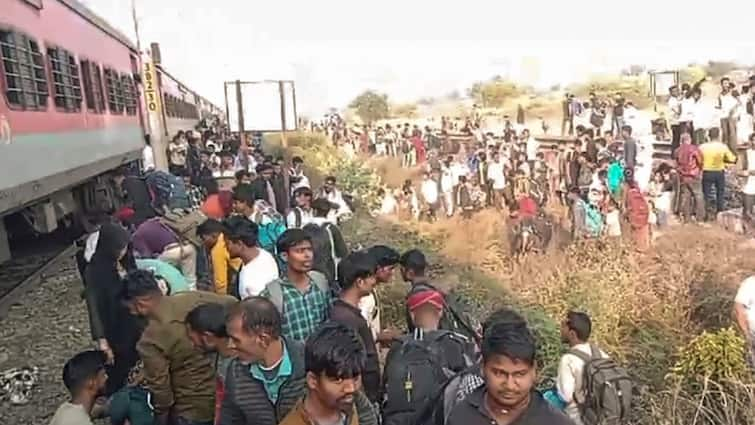 Jalgaon Train Accident Death Toll Climbs To 13, Eight Bodies Identified