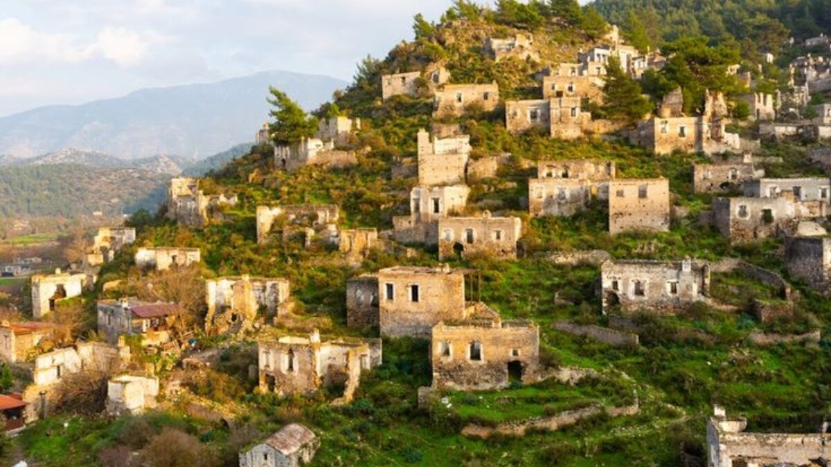 (Image Source: Pinterest/cntraveler)