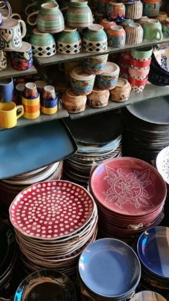 दिल्ली के इस बाजार में मिलते हैं क्रॉकरी, हाउसहोल्ड आइटम्स और हैंडलूम जैसे सामान