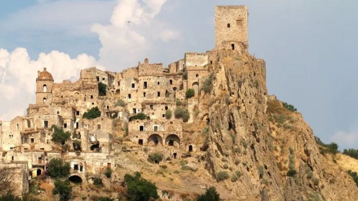 (Image Source: Pinterest/cntraveler)