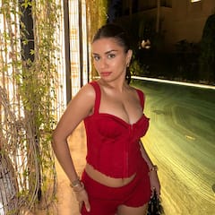 રેડ શોર્ટ ડ્રેસમાં એક્ટ્રેસ અવનીત કૌરનો જોવા મળ્યો હોટ અંદાજ, જુઓ વાયરલ તસવીરો