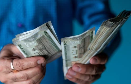 8th pay commission how much will be the minimum government salary how will it be calculated   8th Pay Commission : 8મા પગાર પંચમાં લઘુત્તમ પગાર કેટલો હશે, કેવી રીતે થશે ગણતરી, જાણો વિગતો 