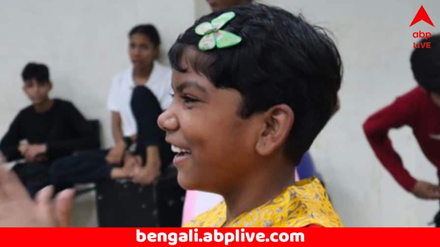 Sajda Pathan: রাস্তায় কাটত দিন, শিশুশ্রমিকের জীবন বদলে গেল হঠাৎ; ৯ বছরের সাজদা এখন অস্কার মনোনীত ছবির মুখ Sajda Pathan From Child Labourer to Oscar Nominated Star for Film Anuja Know 9 YO Sajdas Life Journey Sajda Pathan: রাস্তায় কাটত দিন, শিশুশ্রমিকের জীবন বদলে গেল হঠাৎ; ৯ বছরের সাজদা এখন অস্কার মনোনীত ছবির মুখ