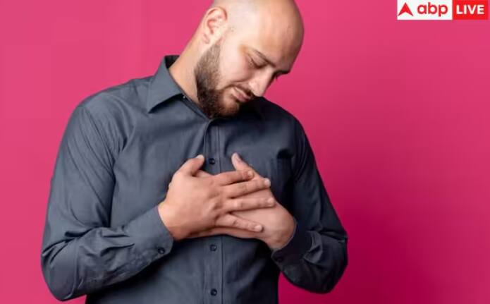 ਸਿਹਤਮੰਦ ਦਿਲ ਲਈ ਸਿਹਤਮੰਦ ਭੋਜਨ ਖਾਓ: ਆਪਣੇ ਦਿਲ ਅਤੇ ਸਮੁੱਚੀ ਸਿਹਤ ਲਈ ਤੁਸੀਂ ਜੋ ਸਭ ਤੋਂ ਵਧੀਆ ਕਰ ਸਕਦੇ ਹੋ ਉਹ ਹੈ ਸਿਹਤਮੰਦ ਭੋਜਨ ਖਾਣਾ। ਇਸੇ ਲਈ ਆਯੁਰਵੈਦਿਕ ਪ੍ਰੈਕਟੀਸ਼ਨਰ ਪ੍ਰੋਸੈਸਡ ਭੋਜਨ ਦੀ ਬਜਾਏ ਤਾਜ਼ੇ ਪਕਾਏ ਹੋਏ ਭੋਜਨ ਨੂੰ ਭਰਪੂਰ ਸਬਜ਼ੀਆਂ ਅਤੇ ਫਲਾਂ ਨਾਲ ਖਾਣ ਦੀ ਸਿਫਾਰਸ਼ ਕਰਦੇ ਹਨ। ਅਸੀਂ ਸਿਫਾਰਸ਼ ਕਰਦੇ ਹਾਂ ਭੋਜਨ ਦੀ ਚੋਣ ਕਰਨਾ।