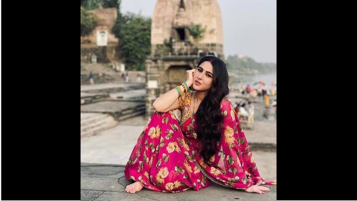 4. Sara Ali Khan: Sara Ali Khan looked effortlessly graceful in her simple floral saree. Her saree had yellow floral prints that gave her a charming and understated look. She paired her outfit with a yellow blouse with small floral designs. (Image Source: Instagram/@saraalikhan95)