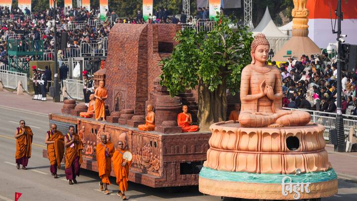 Tableau of Bihar on display during the full dress rehearsal for the Republic Day Parade 2025 at the Kartavya Path. (Photo: PTI)