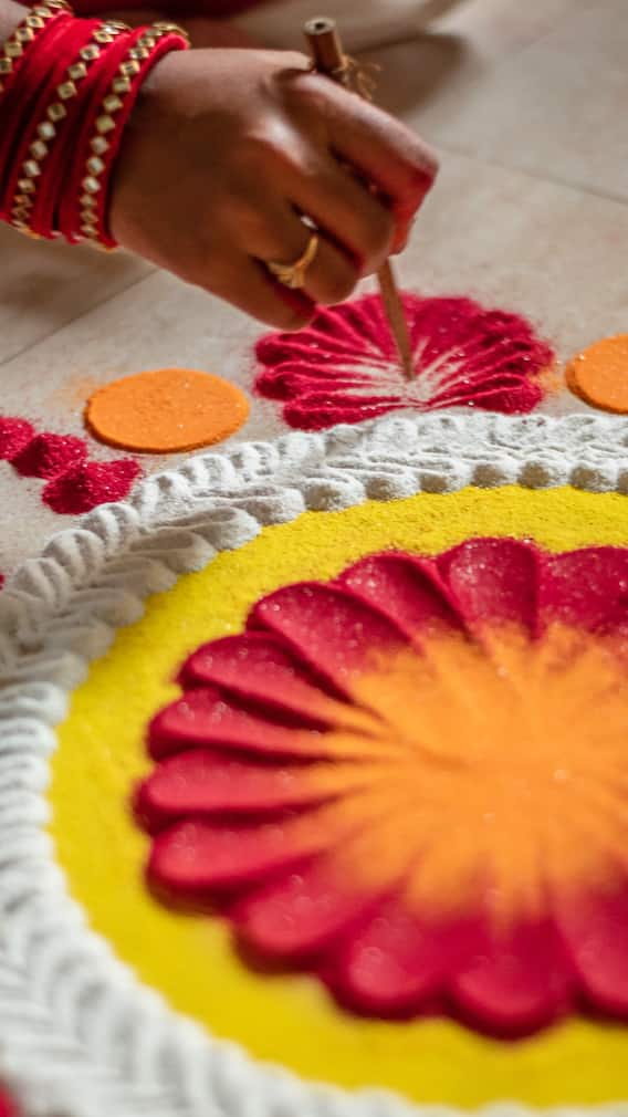 Republic Day 2025: 9 Easy and Creative Rangoli Ideas To Celebrate The Day