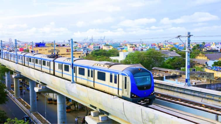 Chennai Metro Rail Chennai Metro to Discontinue Tourist Cards from February 2025 Chennai Metro Rail: சுற்றுலா பயண அட்டை நிறுத்தம் - சென்னை மெட்ரோ அறிவிப்பு!