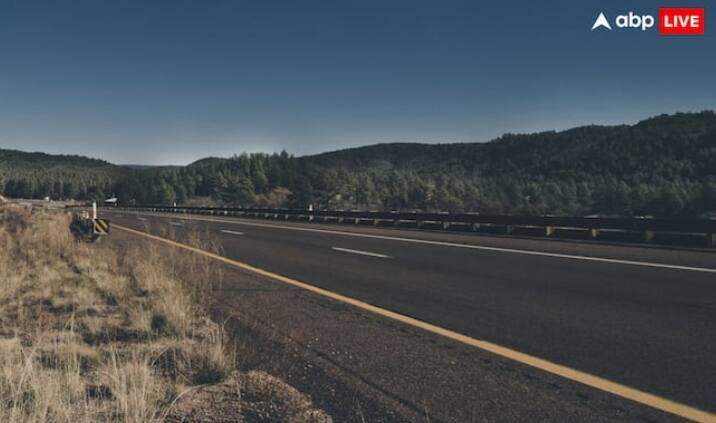 ਭਾਰਤ ਸਮੇਤ ਜ਼ਿਆਦਾਤਰ ਦੇਸ਼ਾਂ ਵਿੱਚ ਸਰਕਾਰ ਆਪਣੇ ਨਾਗਰਿਕਾਂ ਦੀ ਸੁਰੱਖਿਆ ਦੇ ਅਨੁਸਾਰ ਨਿਯਮ ਬਣਾਉਂਦੀ ਹੈ। ਜਿਵੇਂ ਦੋਪਹੀਆ ਵਾਹਨ ਚਾਲਕਾਂ ਲਈ ਸੜਕ 'ਤੇ ਹੈਲਮੇਟ ਪਹਿਨਣਾ ਜ਼ਰੂਰੀ ਹੈ।