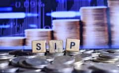 Mutual Funds เชฎเชพเช เชฆเชฐ เชฎเชนเชฟเชจเซ 4000 เชฐเซเชเชพเชฃ เชเชฐเซ, เชเชเชฒเชพ เชธเชฎเชฏเชฎเชพเช เชฌเชจเซ เชเชถเซ เชเชฐเซเชกเชชเชคเชฟ, เชธเชฎเชเซ เชเซเชฒเชเซเชฏเซเชฒเซเชถเชจ