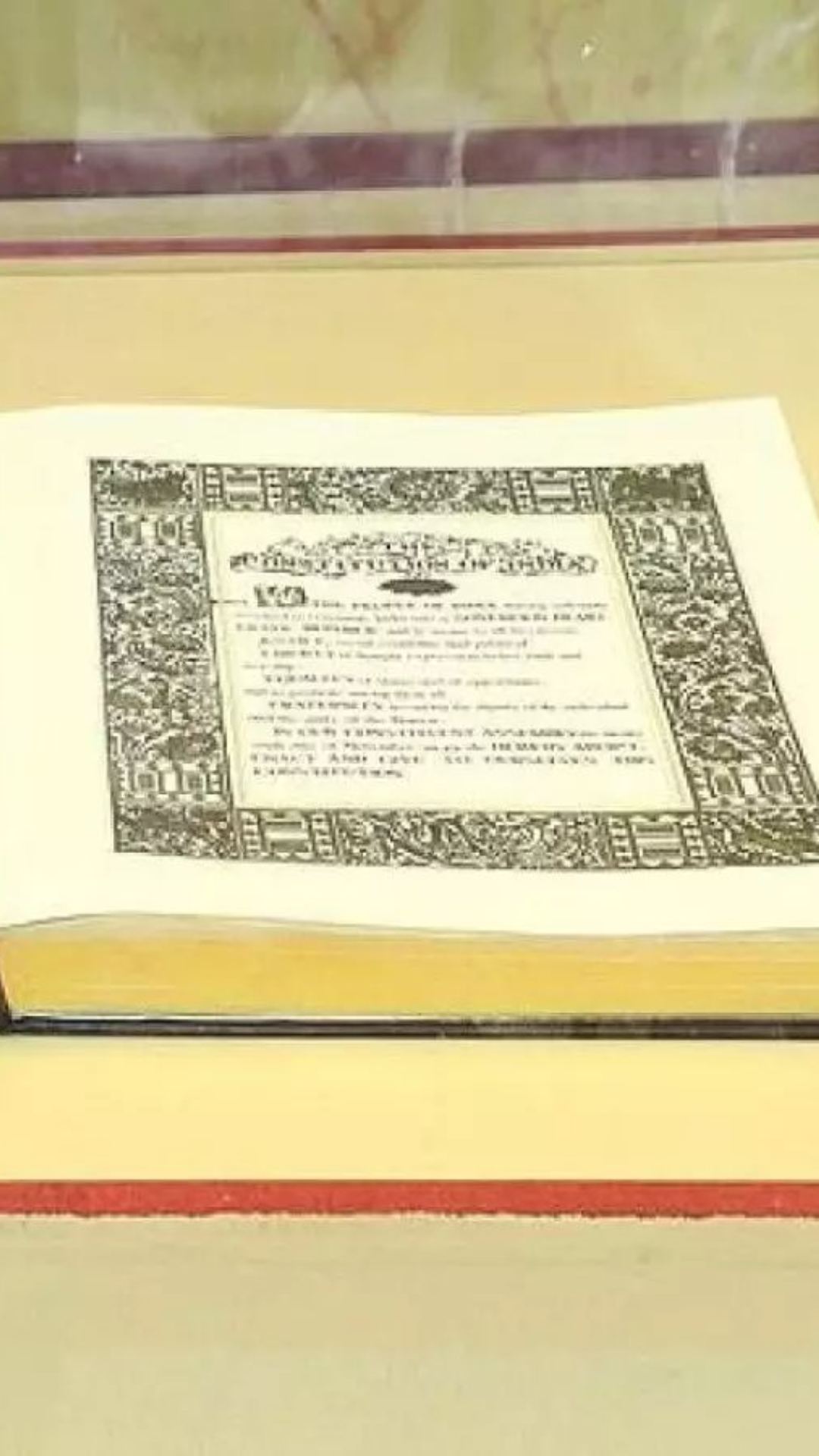 संविधान सभा के पहले अस्थाई अध्यक्ष डॉ. सच्चिदानंद सिन्हा थे