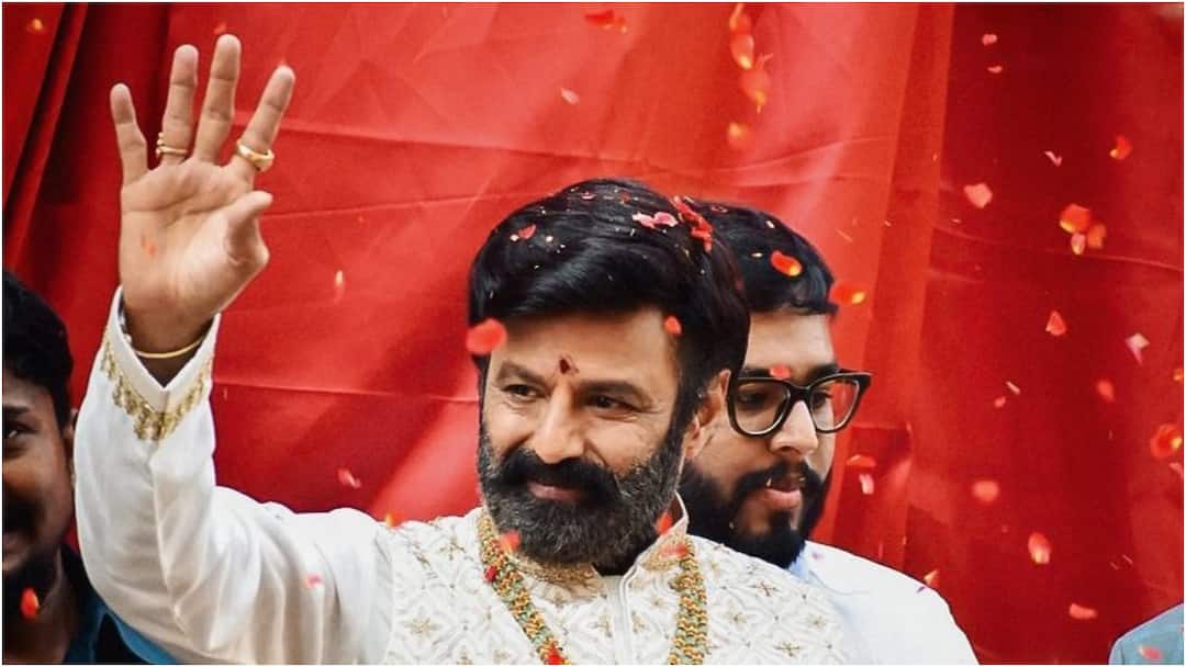 Balakrishna to be Honored with Padma Bhushan Award Padma Bhushan Nandamuri Balakrishna: బ్రేకింగ్ న్యూస్... బాలకృష్ణకు పద్మభూషణ్, 2025లో ఈ అవార్డు అందుకున్న సినీ ప్రముఖులు ఎవరంటే?