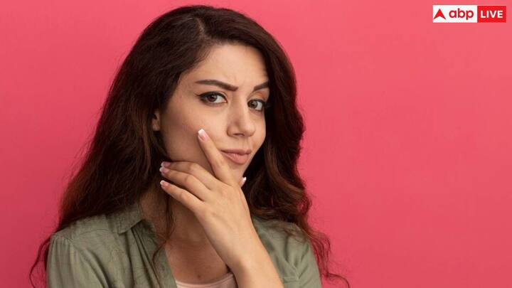 पानी की कठोरता आपकी त्वचा के रंग को प्रभावित कर सकती है. इसलिए इसमें दो राय बिल्कुल नहीं है कि अलग-अलग जगहों से मिलने वाले पानी की गुणवत्ता आपकी त्वचा की रंग को प्रभावित कर सकती है.