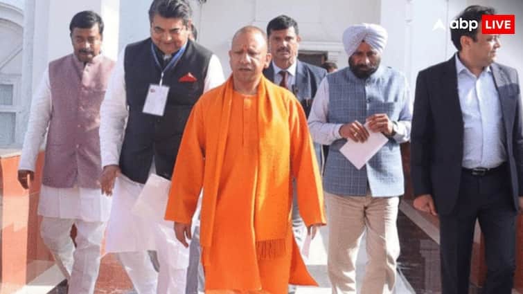 Mukhyamantri Yuva Udyami Vikas Abhiyan 5 lakh loan without interest know how to apply for it योगी सरकार की इस योजना में बिना ब्याज के मिल रहा 5 लाख का लोन, कैसे करें अप्लाई