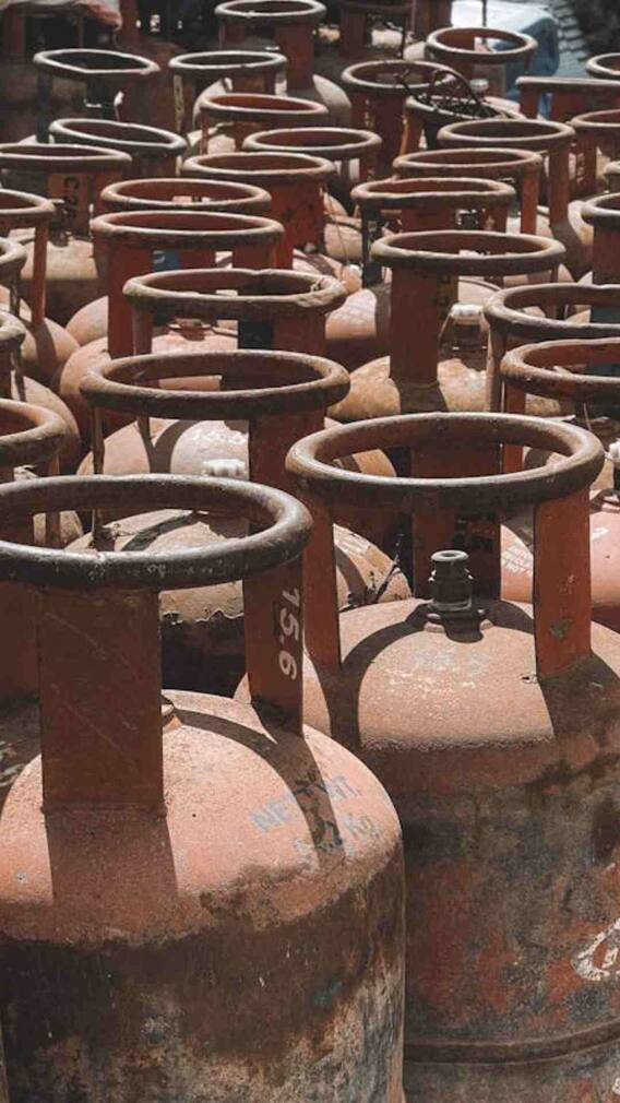 सिलेंडर में कितनी बची है गैस, ऐसे करें आसानी से पता