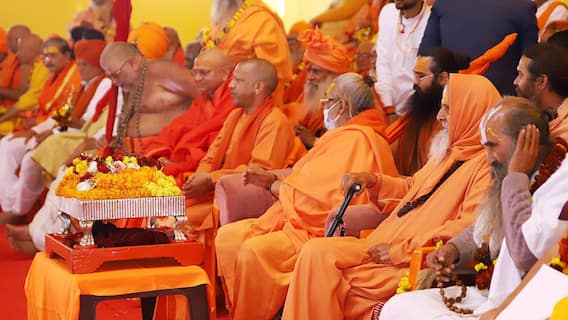 VHP Urges Hindu Families To Have At Least Three Children Amid 'Declining Birth Rate'