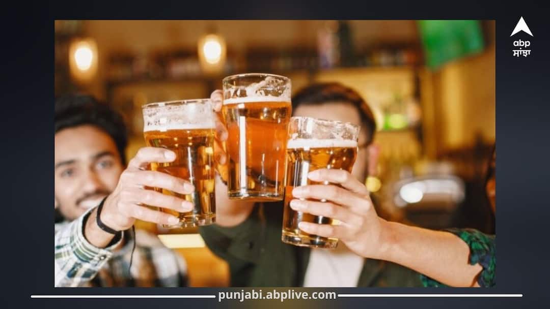 Beer Price Hike: ਇਸ ਸੂਬੇ 'ਚ ਵਧੀਆਂ ਬੀਅਰ ਦੀਆਂ ਕੀਮਤਾਂ, ਹੁਣ ਇਕ ਬੋਤਲ ਲਈ ਦੇਣੇ ਪੈਣੇ ਇੰਨੇ ਵਾਧੂ ਰੁਪਏ Beer Price Hike: Beer Prices Increased in This State, Pay Extra Per Bottle Now Beer Price Hike: ਇਸ ਸੂਬੇ 'ਚ ਵਧੀਆਂ ਬੀਅਰ ਦੀਆਂ ਕੀਮਤਾਂ, ਹੁਣ ਇਕ ਬੋਤਲ ਲਈ ਦੇਣੇ ਪੈਣੇ ਇੰਨੇ ਵਾਧੂ ਰੁਪਏ