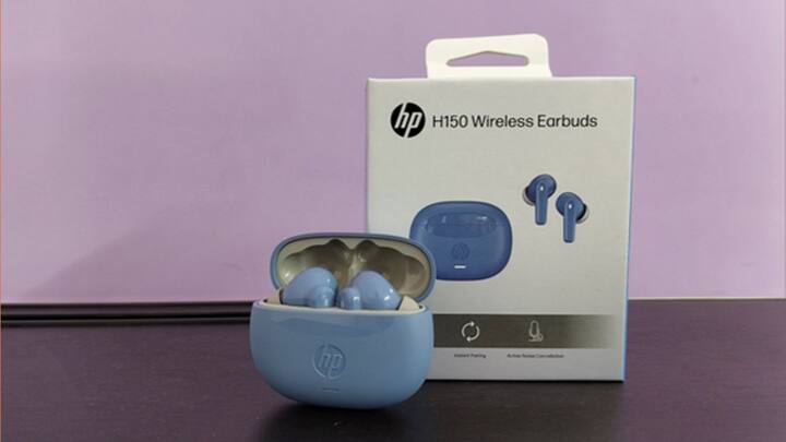 HP H150 Wireless In-Ear Earbuds: एचपी के H150 Wireless इयरबड्स पर अमेजन इस समय 66 प्रतिशत का डिस्काउंट दे रहा है और इस इयरबड्स की कीमत फिलहाल 849 रुपये हो गई है इयरबड्स में ANC फीचर के साथ 300 mAh की बैटरी भी दी गई है जो कि सिंगल चार्ज पर 7 घंटे का प्लेबैक टाइम दे सकती हैं.
