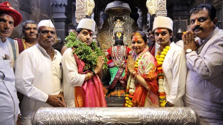 उन्होंने पोस्ट कर लिखा कि महाराष्ट्र के सबसे महत्वपूर्ण तीर्थस्थलों में से एक, पंढरपुर भीमा नदी के तट पर स्थित यह मंदिर भारत की आध्यात्मिक विरासत का सुंदर प्रतीक है.