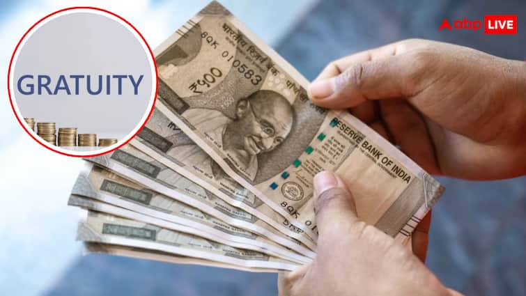 Gratuity Calculator How Is Gratuity Calculated and When Are You Eligible for It Gratuity Calculator: कितने साल काम करने पर मिलती है ग्रेच्युटी, क्या कहता है इससे जुड़ा कानून