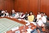 MMR क्षेत्रातील सिंचन प्रकल्पांसाठी मुख्यमंत्र्यांचा पुढाकार, अपूर्ण कामे तातडीने पूर्ण करण्याच्या सूचना