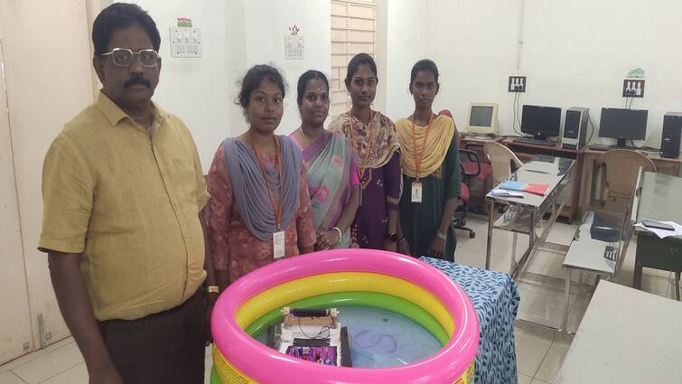 Tanjore College Statistics Department student Caring for Earth Excellent invention tnn புவி மீது அக்கறை... தஞ்சை மாணவியின் சிறப்பான கண்டுபிடிப்பு